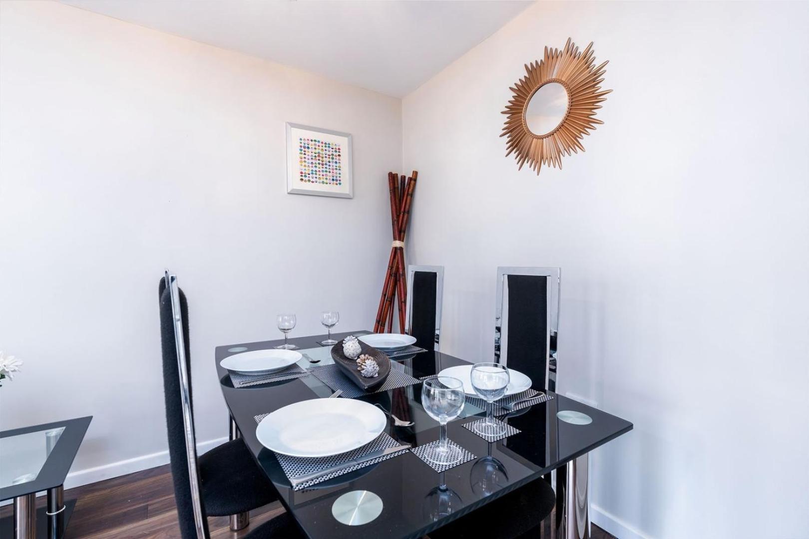 Stunning 3 Bedroom Home Hillsborough シェフィールド エクステリア 写真